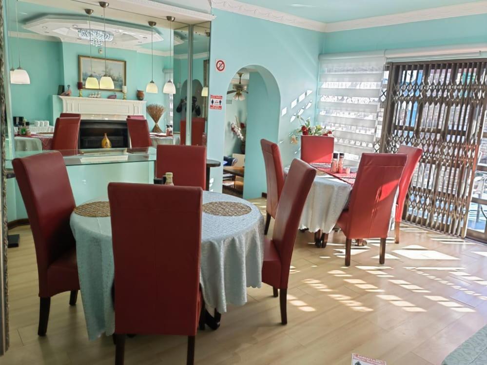 Obaa Sima Guest House อึมทาทา ภายนอก รูปภาพ